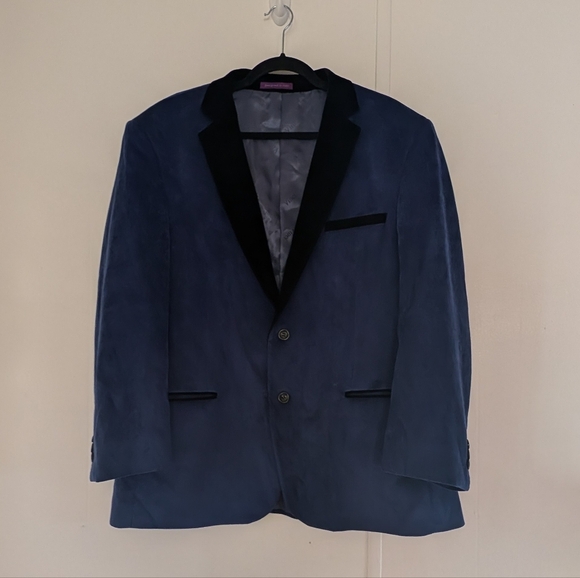Blue Velvet Blazer Coat with Modern Fit and Notch Lapels - Picture 2 of 9